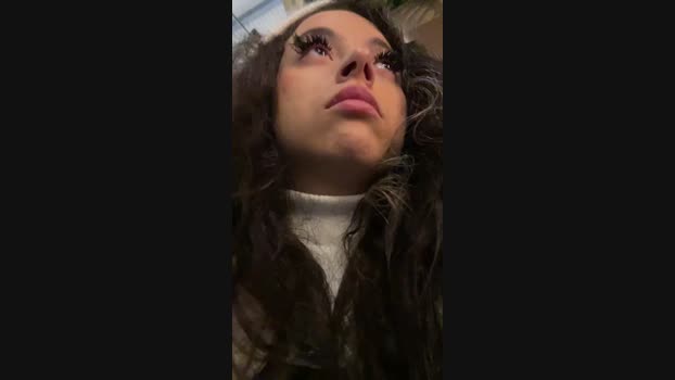 Lina_twin StripChat Female 18-01-2025