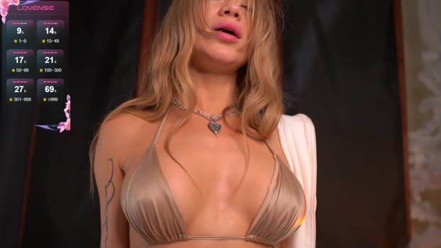 LittleMix_ StripChat Female 18-01-2025