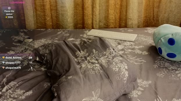 Lyrisa StripChat Female 18-01-2025