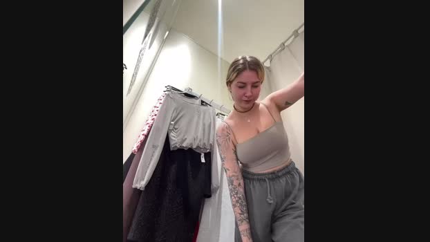 MayaMystic StripChat Female 17-01-2025