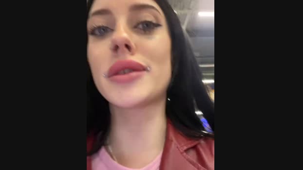 Melissa_crazy StripChat Female 17-01-2025