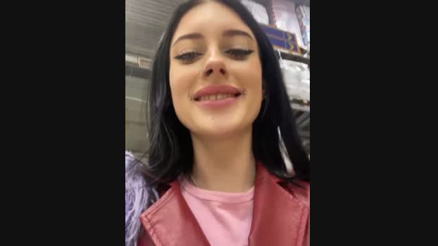 Melissa_crazy StripChat Female 17-01-2025