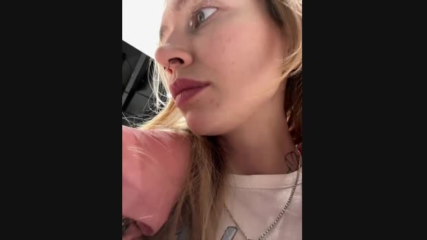 Miss_Elfie StripChat Female 17-01-2025