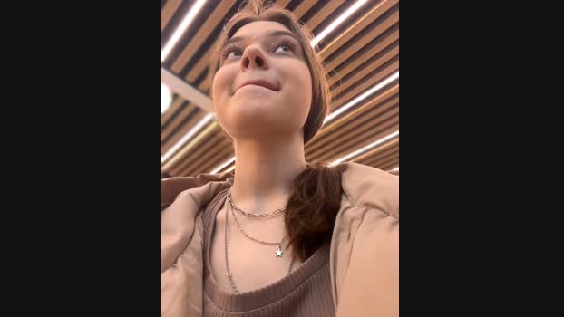 Times__Square StripChat Female 18-01-2025