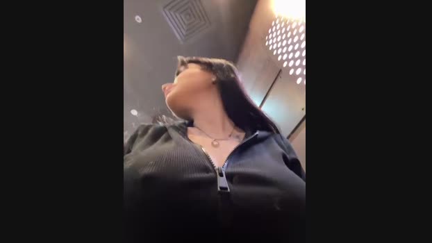 Wet__Bunny StripChat Female 18-01-2025