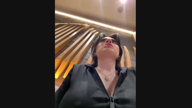 Wet__Bunny StripChat Female 18-01-2025