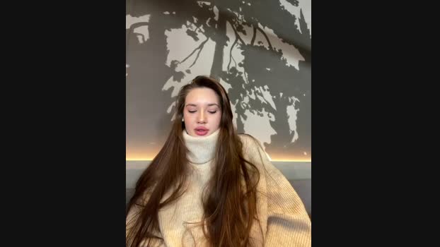 Holly_Molii StripChat Female 18-01-2025