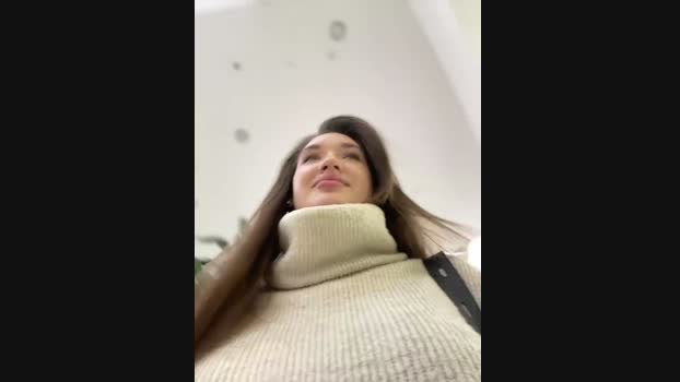 Holly_Molii StripChat Female 18-01-2025