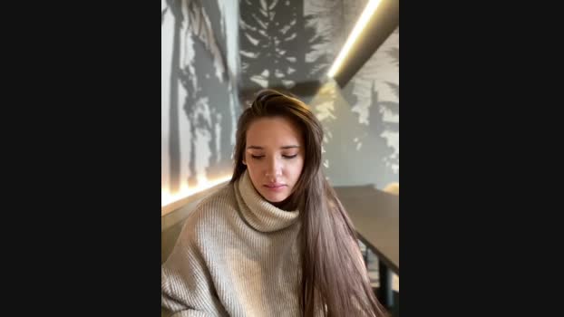 Holly_Molii StripChat Female 18-01-2025