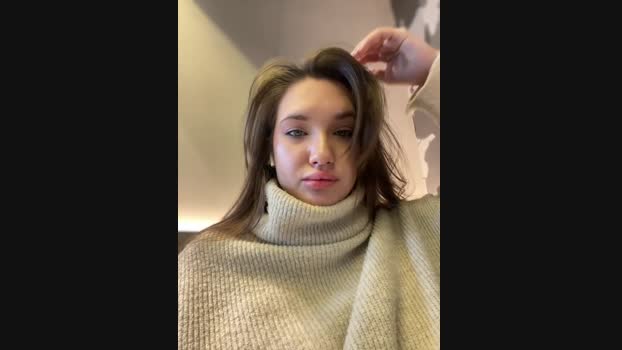 Holly_Molii StripChat Female 19-01-2025