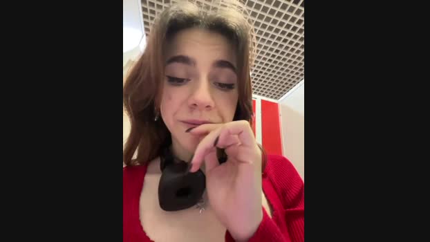 Lily__Belle StripChat Female 18-01-2025