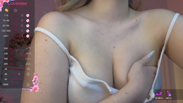 SkyAsuna StripChat Female 18-01-2025