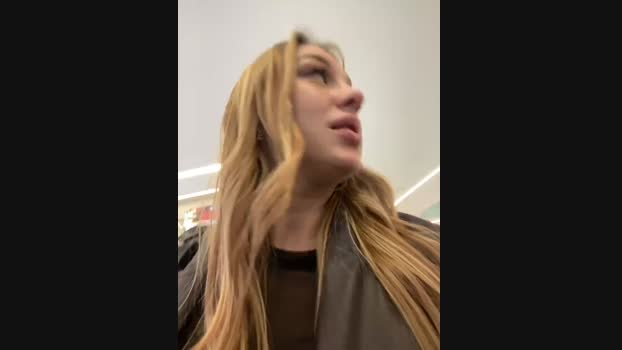 Sweet___Emily StripChat Female 18-01-2025