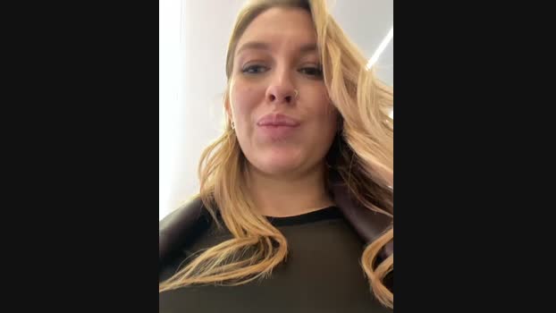 Sweet___Emily StripChat Female 18-01-2025