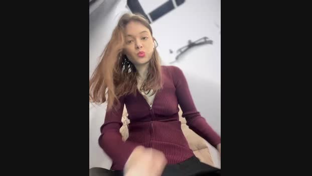 Times__Square StripChat Female 19-01-2025