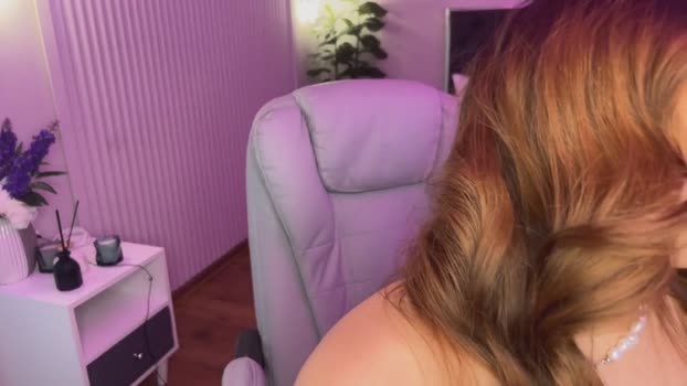 XtraHotX StripChat Female 18-01-2025