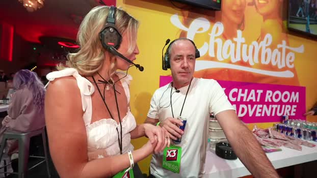 blondefoxsilverfox Chaturbate Couple 18-01-2025