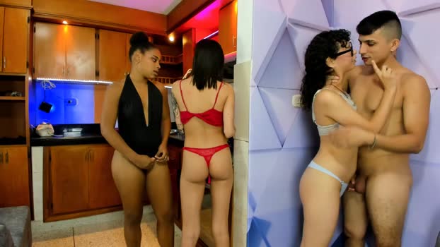 royalgirls_x StripChat Female 18-01-2025