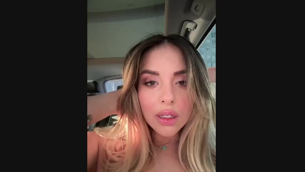 Alirawrz StripChat Female 20-01-2025