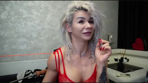 DiamondAsha_fit StripChat Female 20-01-2025