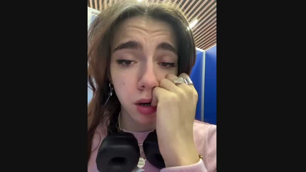 Lily__Belle StripChat Female 20-01-2025