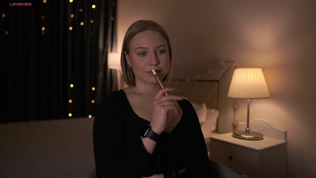 Selena_Flowers_ StripChat Female 19-01-2025