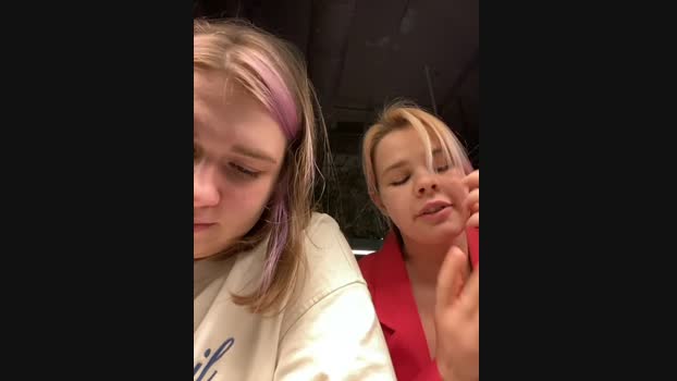 SuzieMurray StripChat Female 20-01-2025