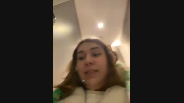 SuzieMurray StripChat Female 20-01-2025