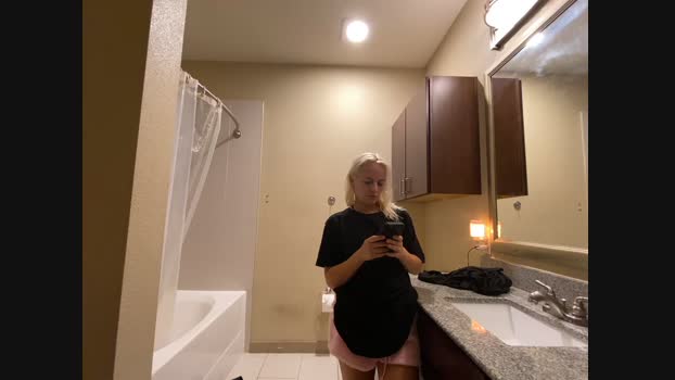 girlfriendmissy StripChat Female 19-01-2025