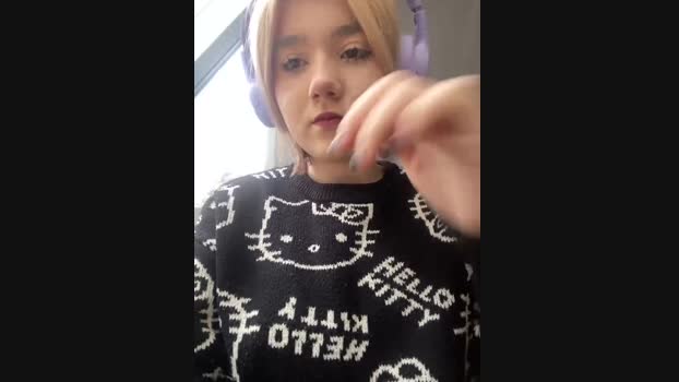 Baby__Naughty StripChat Female 21-01-2025