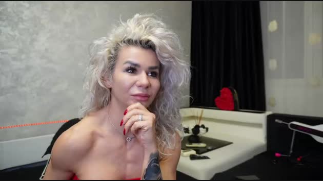 DiamondAsha_fit StripChat Female 21-01-2025