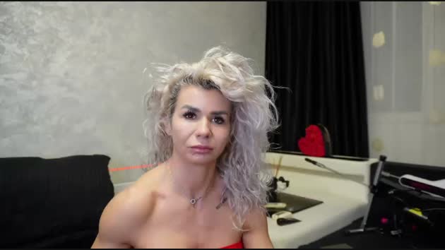 DiamondAsha_fit StripChat Female 21-01-2025