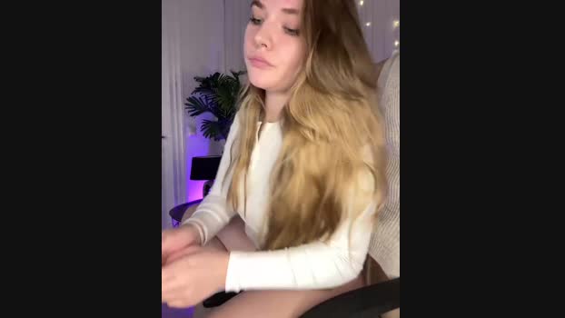 Holy_Tereza StripChat Female 21-01-2025