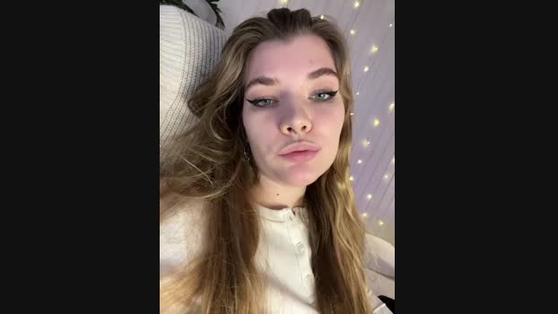 Holy_Tereza StripChat Female 21-01-2025