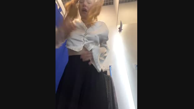 Honey___Hot StripChat Female 20-01-2025