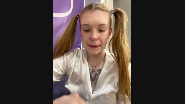 Honey___Hot StripChat Female 20-01-2025