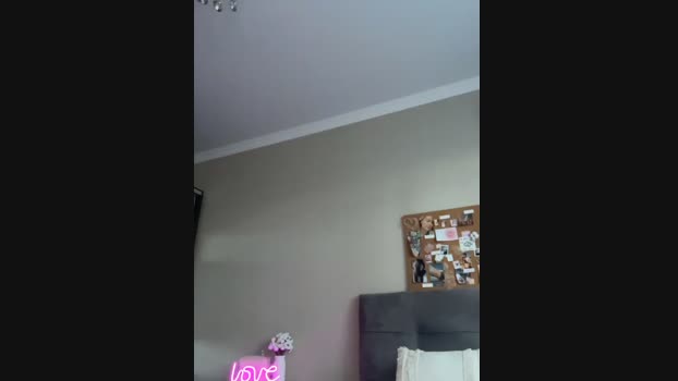 JessIsLove StripChat Female 20-01-2025