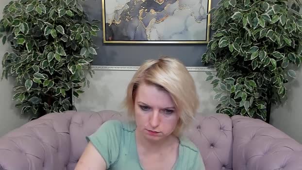 Lena_Paulles StripChat Female 21-01-2025