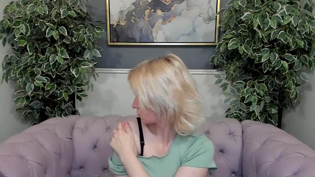 Lena_Paulles StripChat Female 21-01-2025