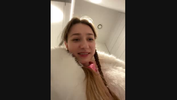 Lia__Love StripChat Female 20-01-2025