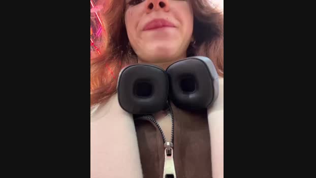 Lily__Belle StripChat Female 21-01-2025