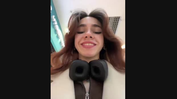 Lily__Belle StripChat Female 21-01-2025