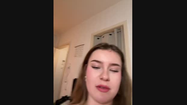 MaribelRiver StripChat Female 20-01-2025