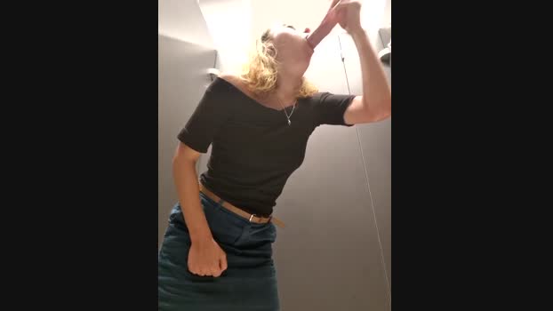 Public_Katrisha StripChat Female 20-01-2025