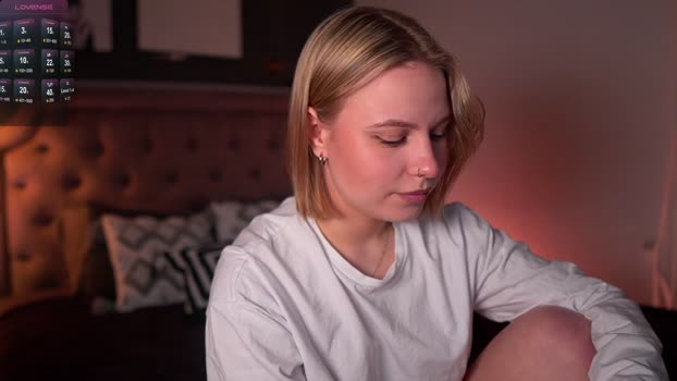 Selena_Flowers_ StripChat Female 20-01-2025