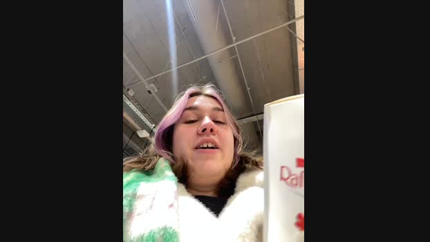 SuzieMurray StripChat Female 21-01-2025