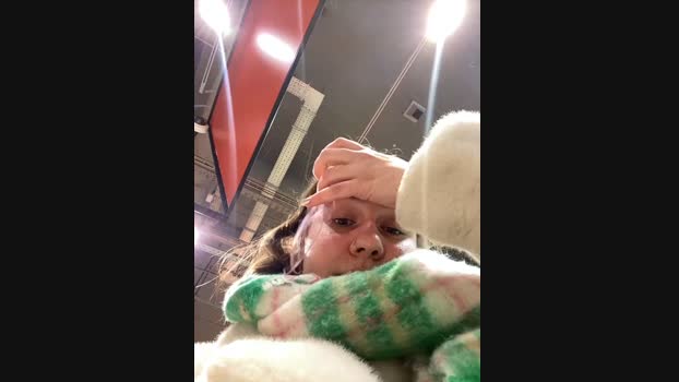 SuzieMurray StripChat Female 21-01-2025