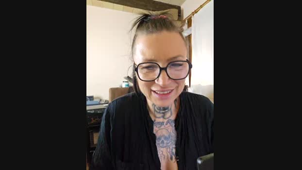 TattooMilfTanja StripChat Female 21-01-2025