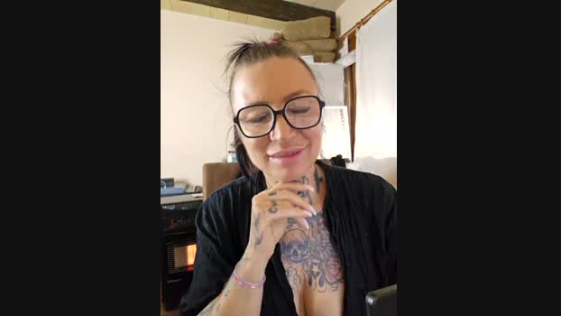 TattooMilfTanja StripChat Female 21-01-2025