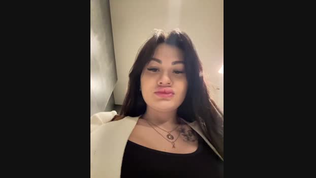 Wet__Bunny StripChat Female 21-01-2025